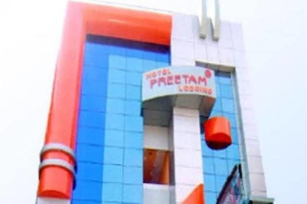 Hotel Preetam Aurangabad Kültér fotó